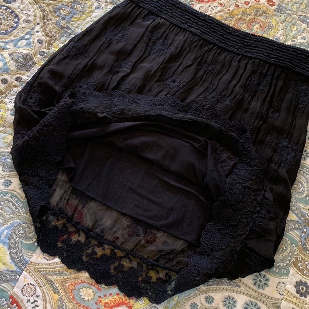 Nicole sheer embroidered navy blue skirt M - Picture 10 of 11